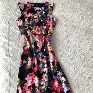 Ladies Spring/Summer Dress